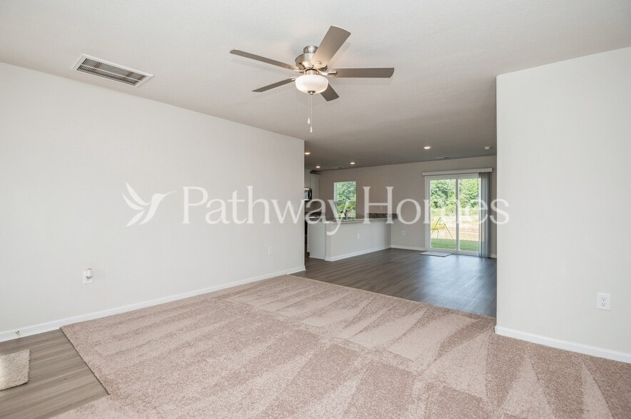 Building Photo - 7116 Galway City St