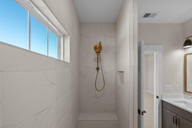 Building Photo - 8485 Duke Pl