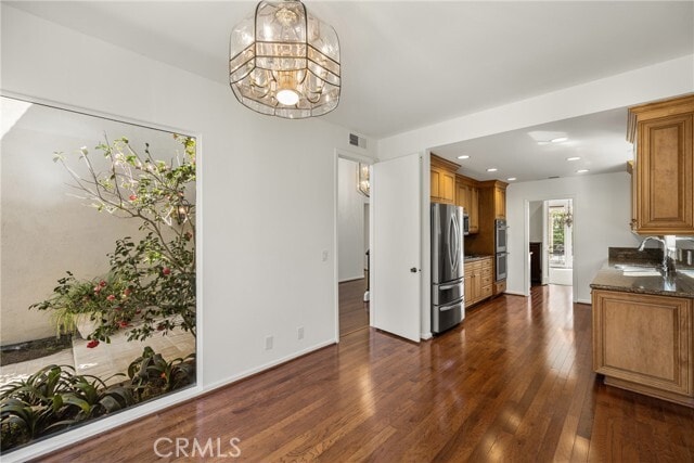 Building Photo - 5 Rue Fontainebleau