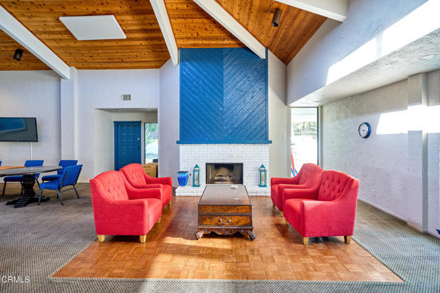 Building Photo - 886 Winding Way Dr