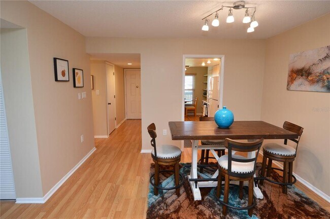 Building Photo - 1316 Pasadena Ave S