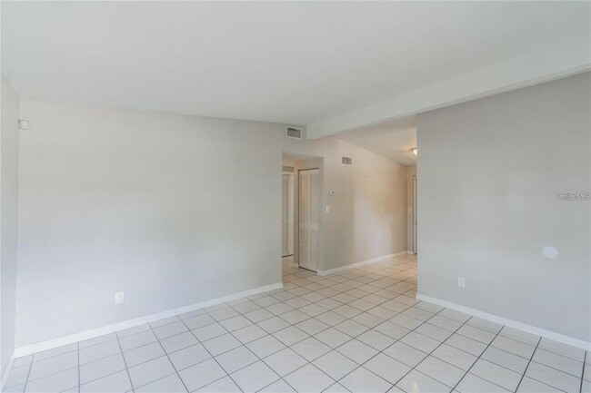 Building Photo - 1911 W St Conrad St