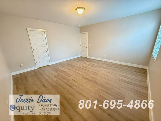 Building Photo - 1369 Carriage Chase Dr