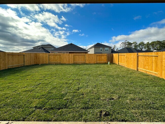 Building Photo - 27079 Badger Way