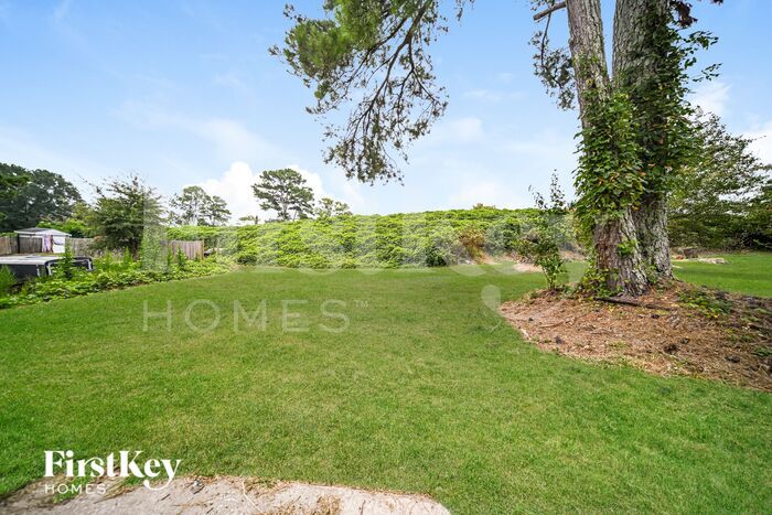 Building Photo - 3782 N Camp Creek Pkwy SW
