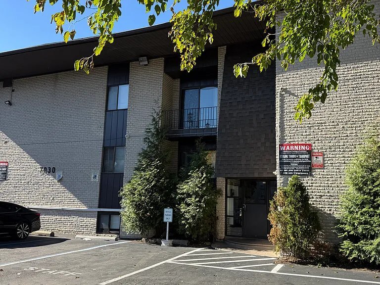 Building Photo - 500 E Upsal St