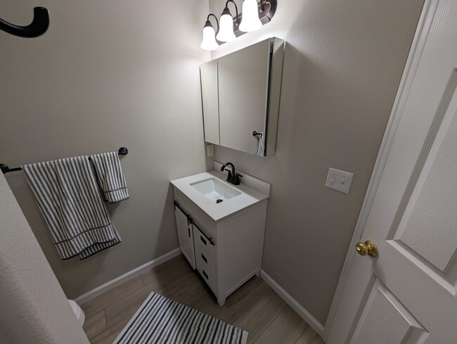 Building Photo - 4514 Laramie St