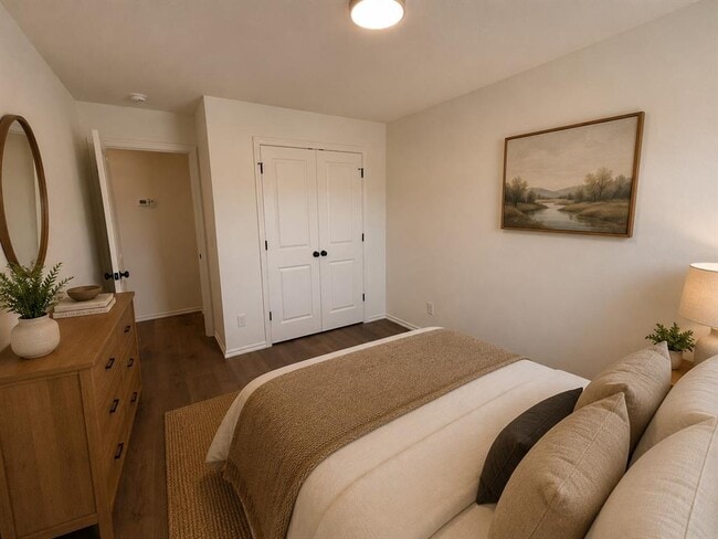 Building Photo - 301 Aaran Way
