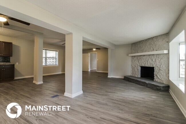 Building Photo - 2411 Chase Ave