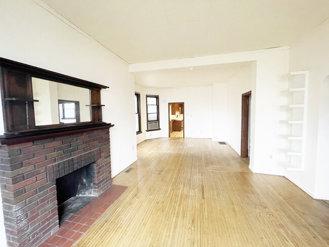 Living room again - 2428 S Harrison St