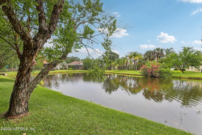 Building Photo - 2260 Harbor Lake Dr