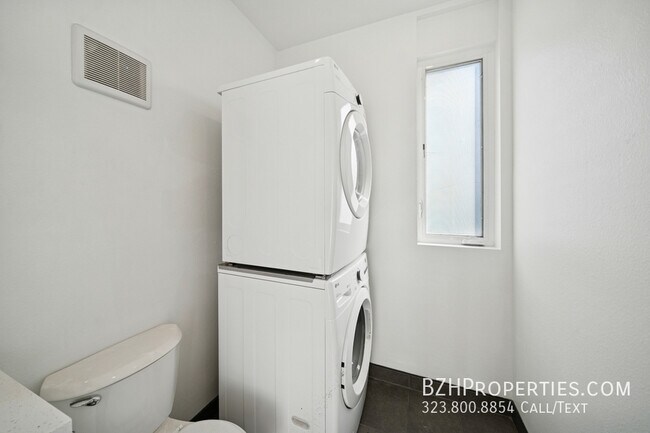 Building Photo - 4525 St Elmo Dr