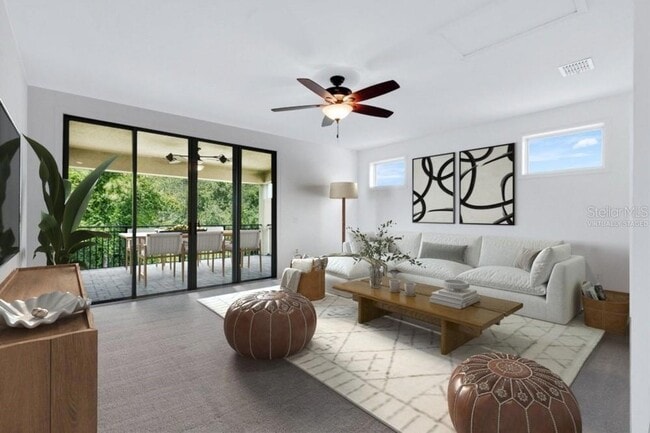 Building Photo - 14078 Alafaya Oak Bnd