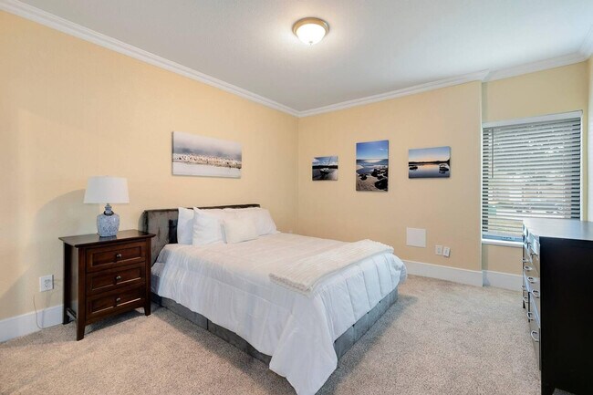 Building Photo - 1942 S Routt Ct