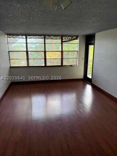 Building Photo - 2781 Taft St
