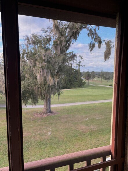 Building Photo - 3437 E Fort King St