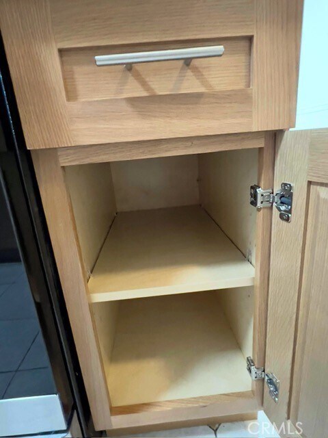 Building Photo - 711 N Soldano Ave