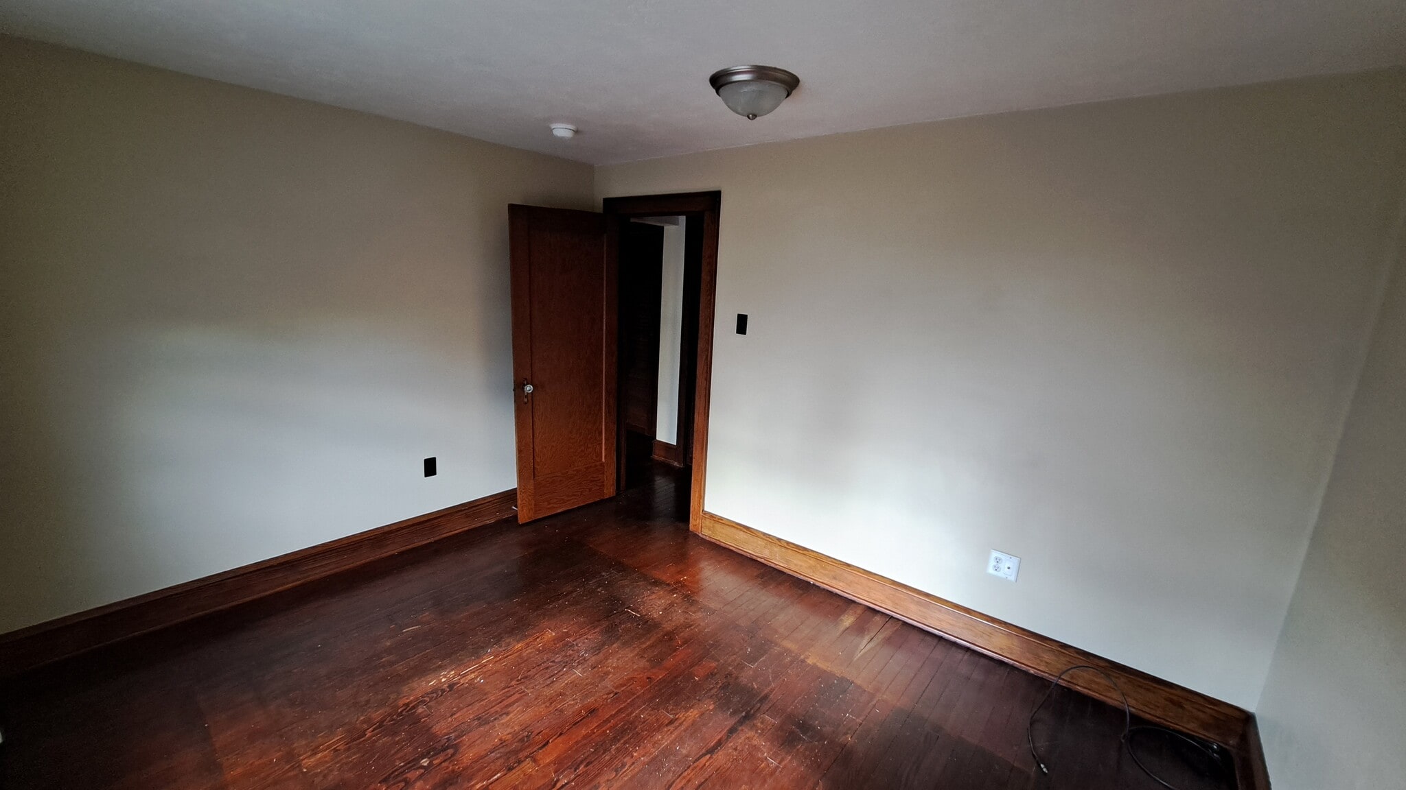 Building Photo - 99 Short St