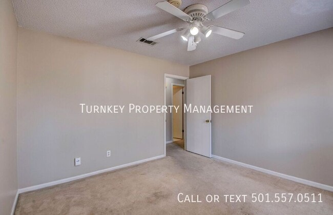 Building Photo - 14 Turtle Creek Ct