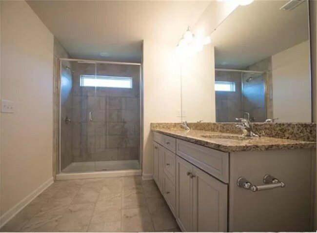Building Photo - 5848 Clan MacLaine Dr