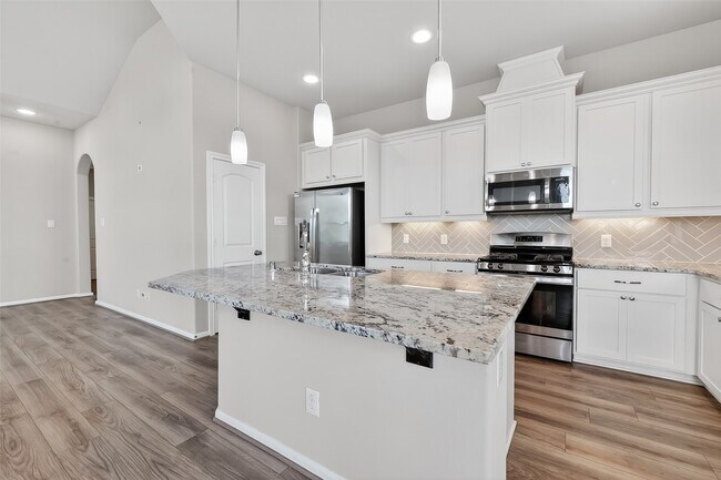 Building Photo - 16226 Rattlesnake Run Trl