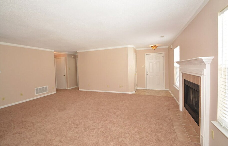 Building Photo - 7756 Mistflower Ln
