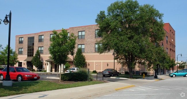 Building Photo - Voss Brothers Lofts