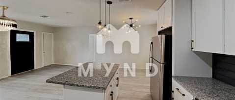 Building Photo - 1110 Clower-