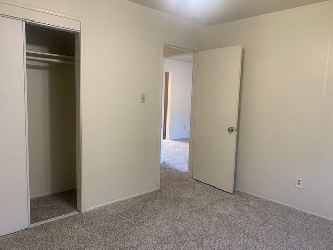 Building Photo - 2832 Sweet Way