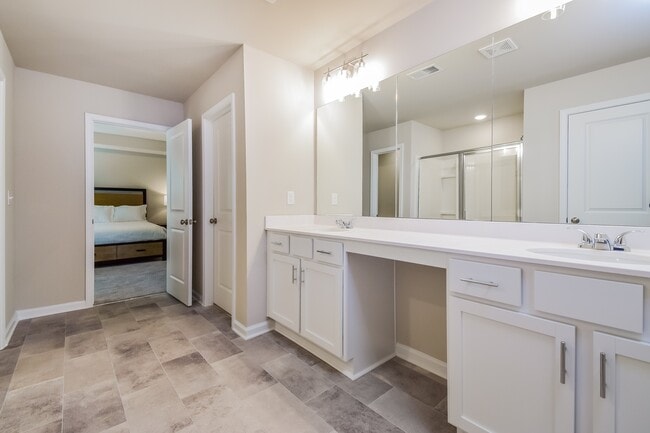 Building Photo - 3414 Sugarberry Dr