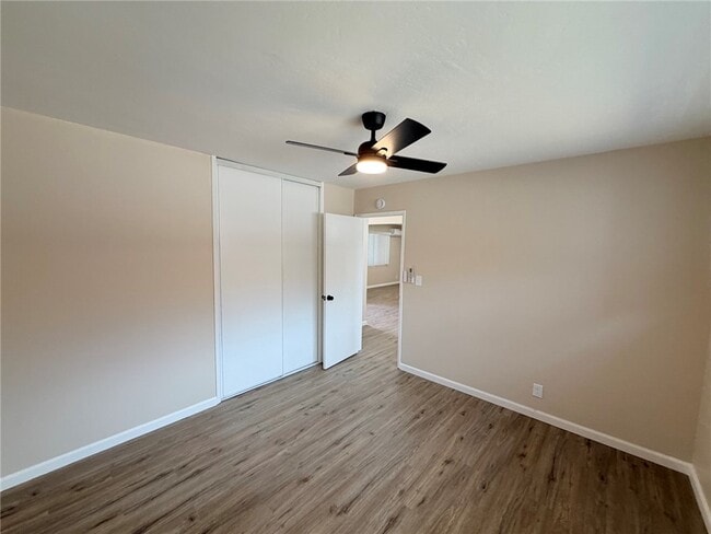 Building Photo - 355 S Aspan Ave