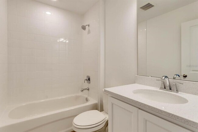 Building Photo - 795 Longboat Dr