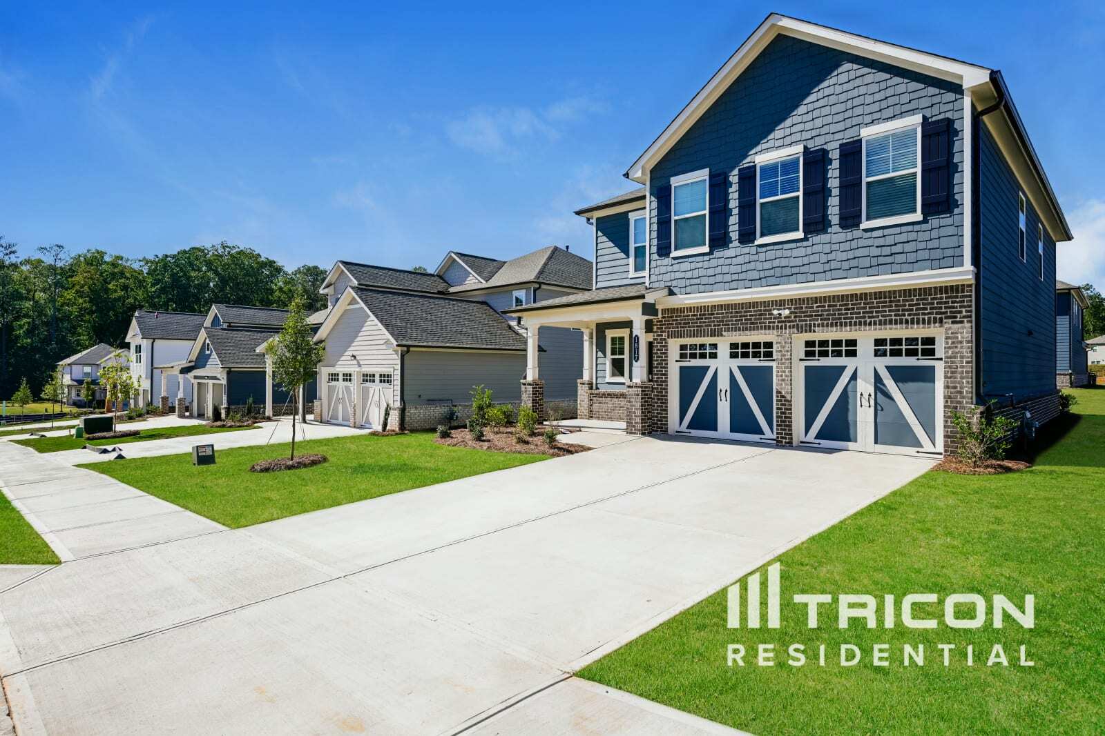 Building Photo - 2464 Lennox Rd SE