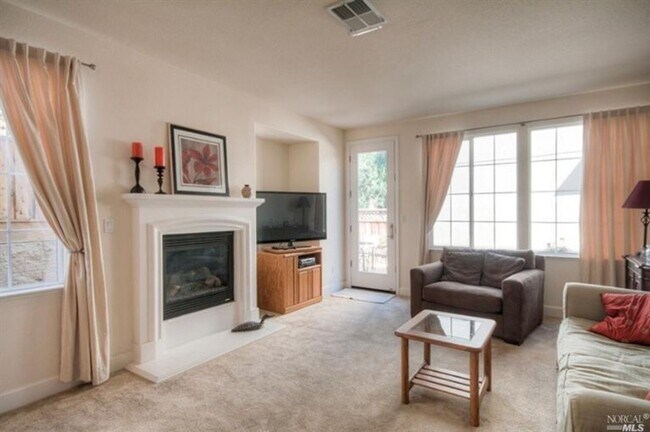 Building Photo - Home In Fairway Villas At Hiddenbrooke