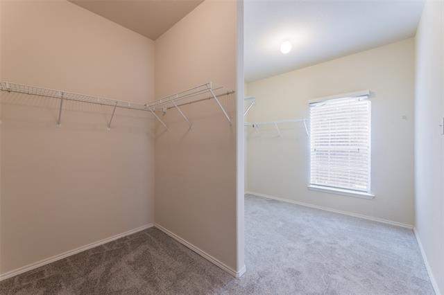 Building Photo - 8417 Robertson Dr