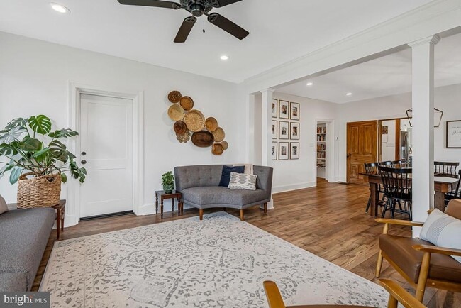 Building Photo - 2406 Upper Ridge Rd