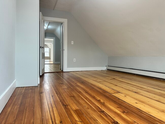 Building Photo - 159 E Central St