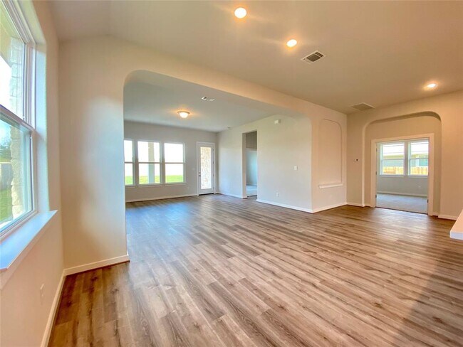 Building Photo - 110 Joseph Hawkins Ln
