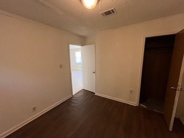 Building Photo - 1671 Madden Ave