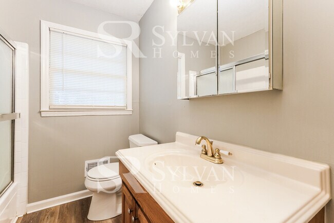 Building Photo - Coming HOME never felt so good!