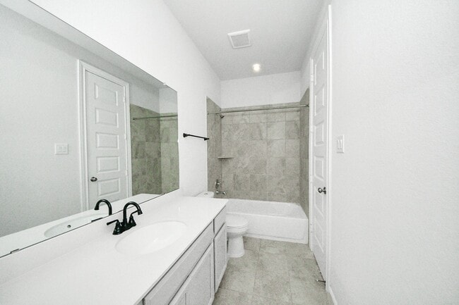 Building Photo - 8815 Arch Rock Dr