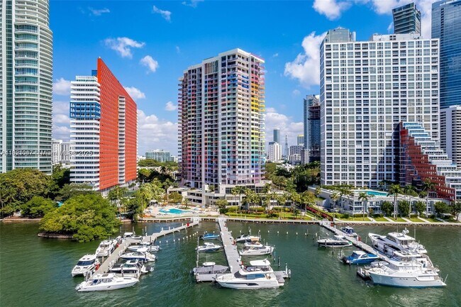 Building Photo - 1581 Brickell Ave