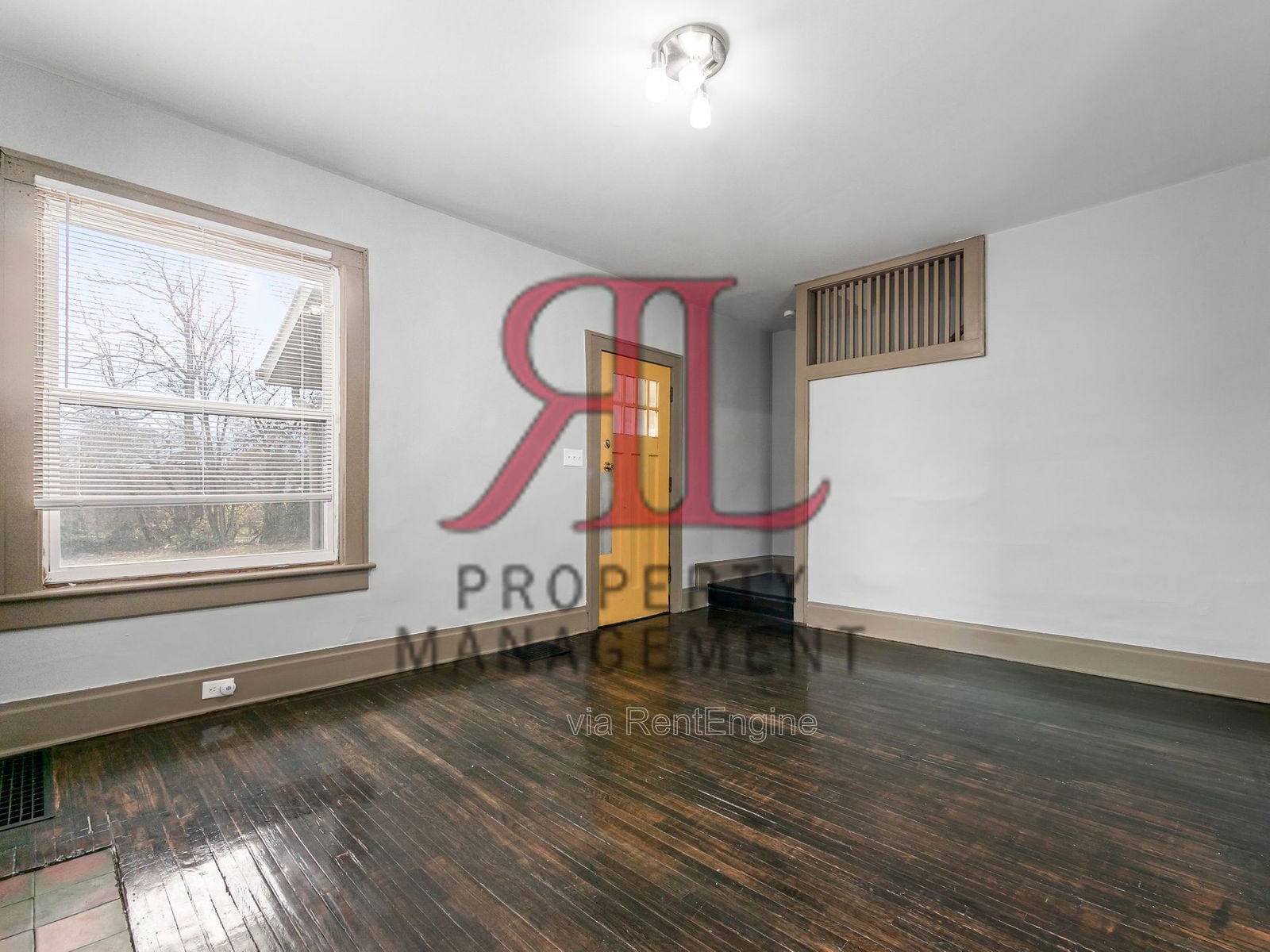 Building Photo - 954 Stanley Ave