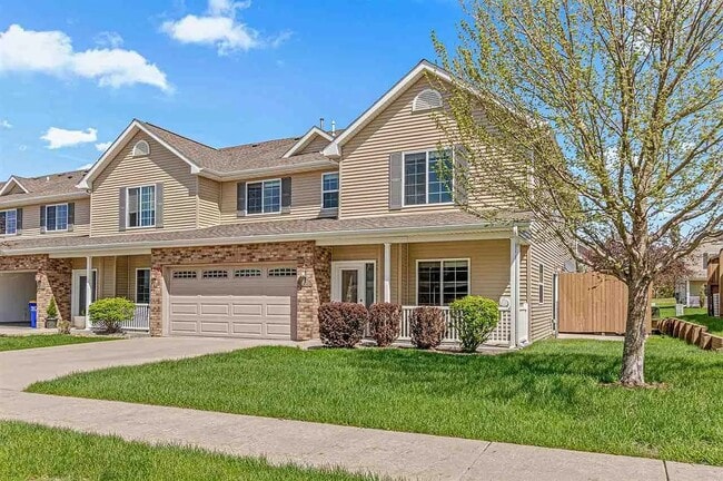 Building Photo - 1538 Burr Dr