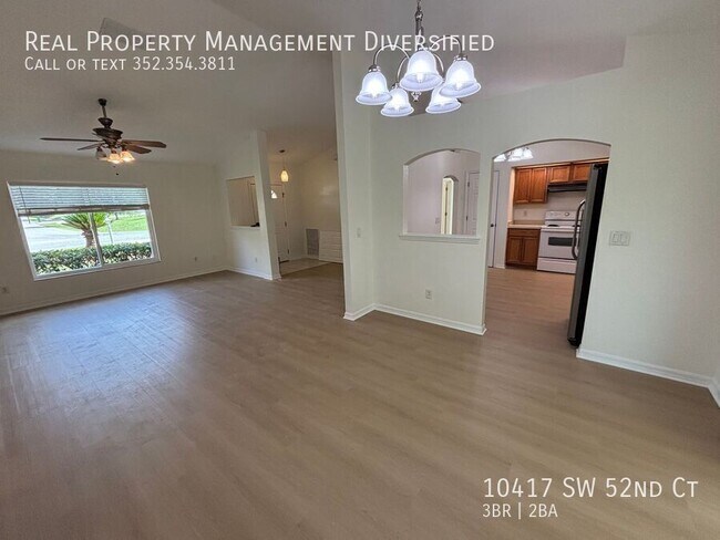 Building Photo - 10417 SW 52nd Ct