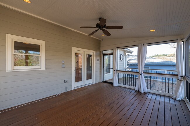 Building Photo - "Charming Tucker Retreat: 3BR Home with Gr...