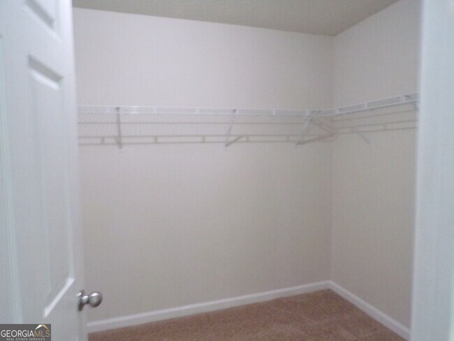 Building Photo - 1527 Paceville Ct NE