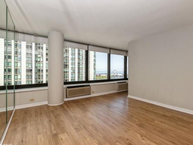 Building Photo - 155 N Harbor Dr