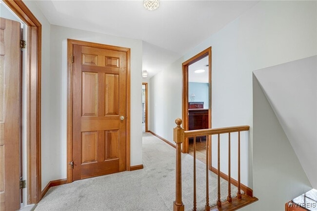Building Photo - 71 Chaumont Dr