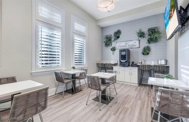 Building Photo - 13924 Pine Lodge Ln